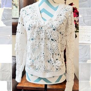 ✅SALE White Floral Crochet V-Neck Sweater